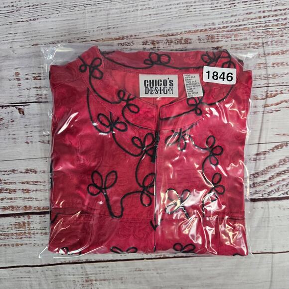 Chico's Red 100% Silk Jacket Black Embroidery Size 3 (XL) Asian Inspired Print - Picture 9 of 10